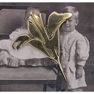 Vintage Robin Kahn Gold-tone Floral Brooch